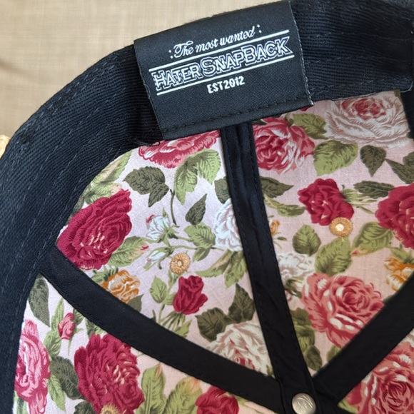 Hater SnapBack Black Hat - Picture 6 of 6